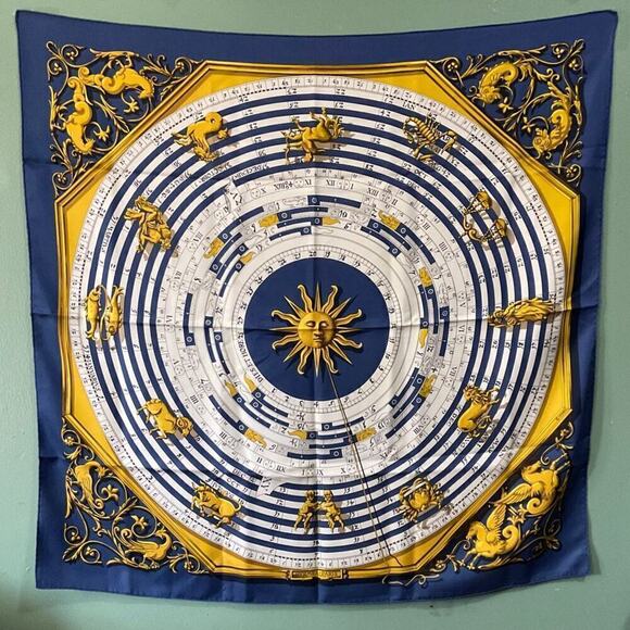 Vintage Hermès silk scarf Dies Et Hore Horoscope By Facconet Navy Blue Gold - Picture 9 of 15